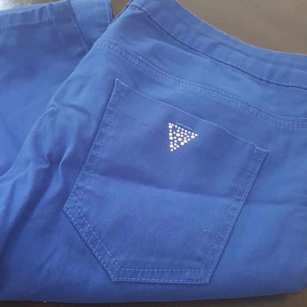 GUESS NEW electric blue pants size 28